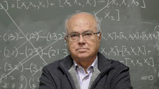 José A. de Azcárraga.